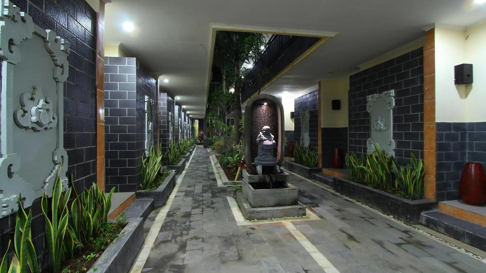 Jimbaran Lestari Hotel & Residence - Spa Indonesia